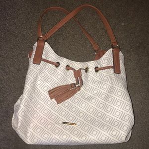 Liz Claiborne Shoulder Purse w/ matching wallet